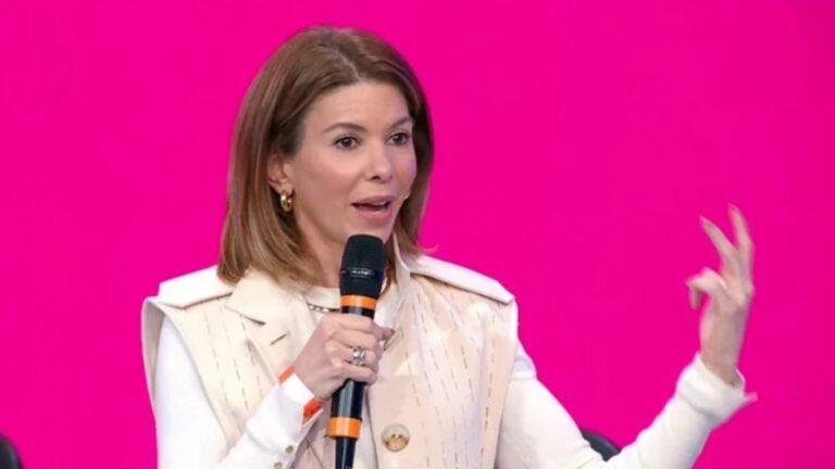 SBT apresenta nova grade e aposta no resgate do “ SBT raiz ”