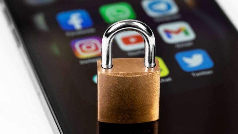 Governo quer poder suspender redes sociais sem decisão judicial. Entenda motivo