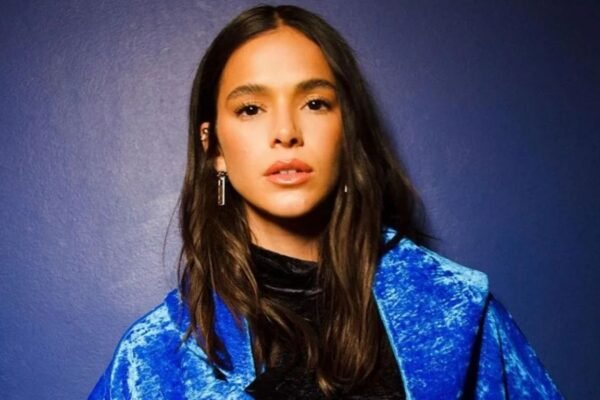 Rio de Janeiro | Bruna Marquezine alfineta deputado Nikolas Ferreira rio de janeiro