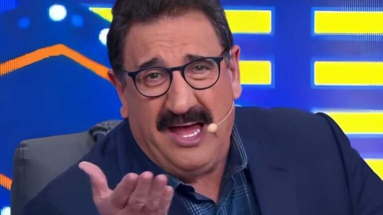 Ratinho critica SBT por mudança de horário e alfineta estreia de The Voice
