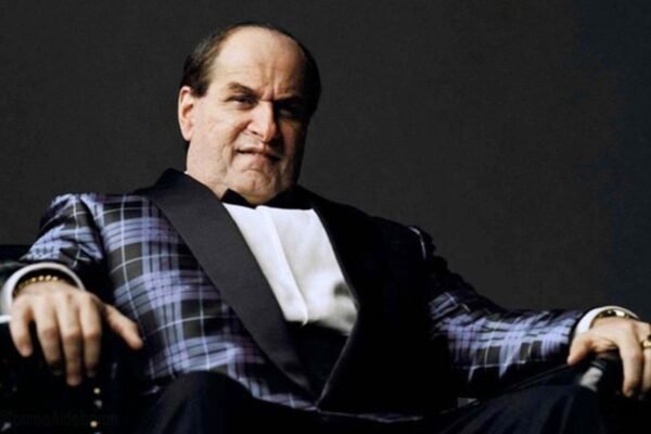 The Batman 2 | Colin Farrell exalta Matt Reeves: “reinventou esse universo” the batman colin farrell